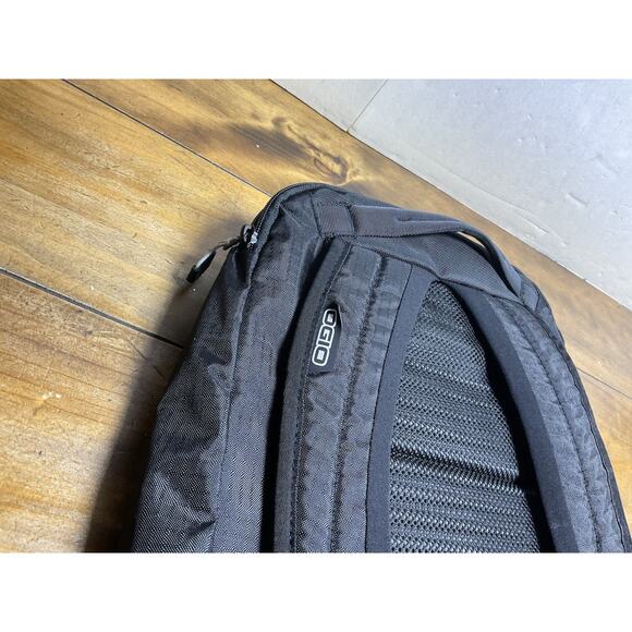 OGIO Shuttle Pack Black Backpack - Brand New with Tag - Picture 6 of 11